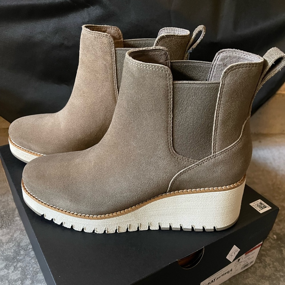 Cole Haan ZEROGRAND City Suede Wedge Boot (SZ:7.5)